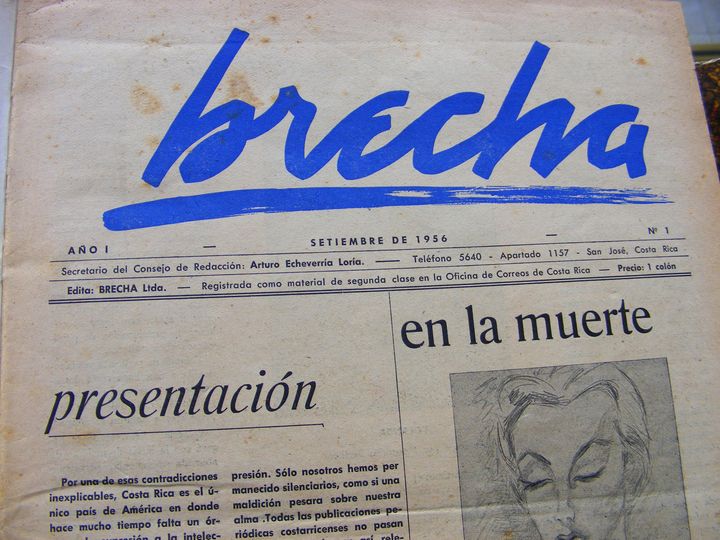 biblioteca 222 copy.jpg